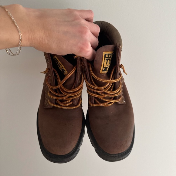 Vintage ROOTS boots - Picture 2 of 4